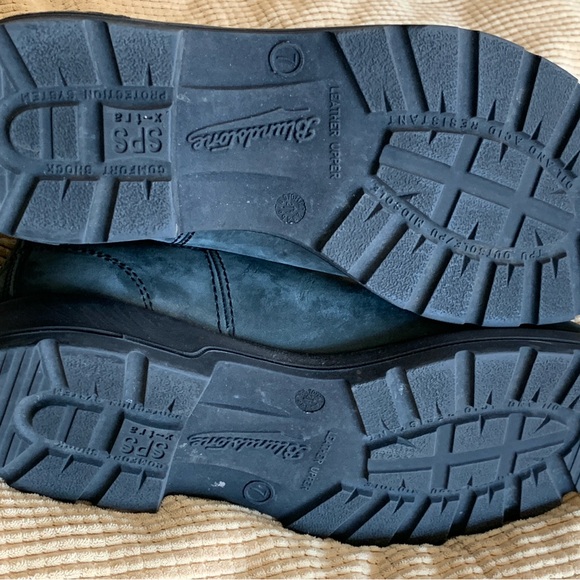 Blundstone Chelsea Boots Gray/Blue Leather Slip-On Ankle Boots - Like New - Picture 7 of 9